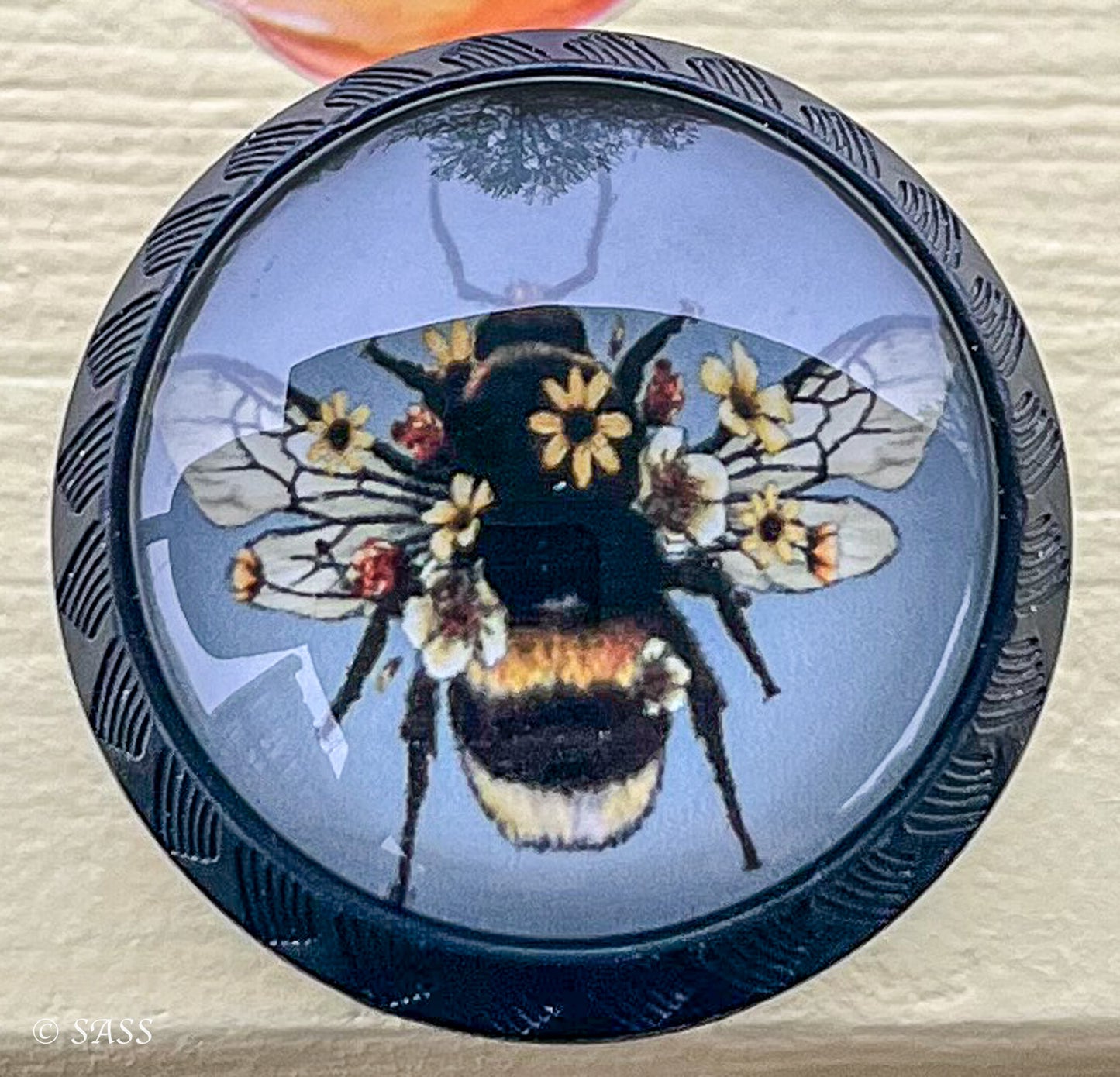 Vintage Recipe Box with Bee Theme - La Petite Abeille