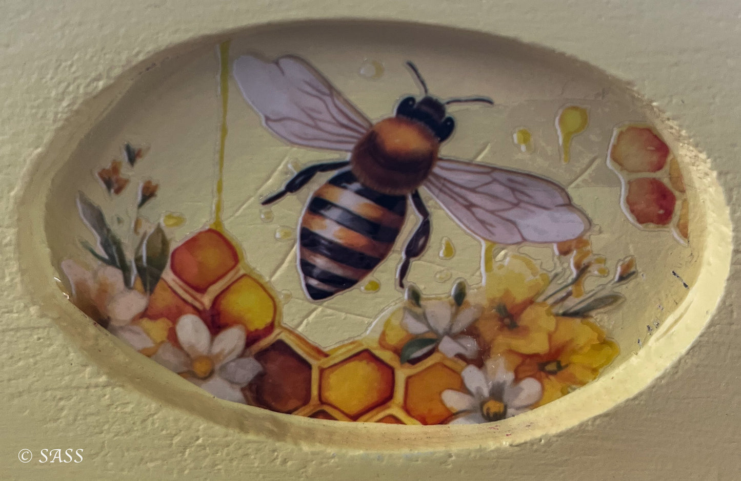 Vintage Recipe Box with Bee Theme - La Petite Abeille