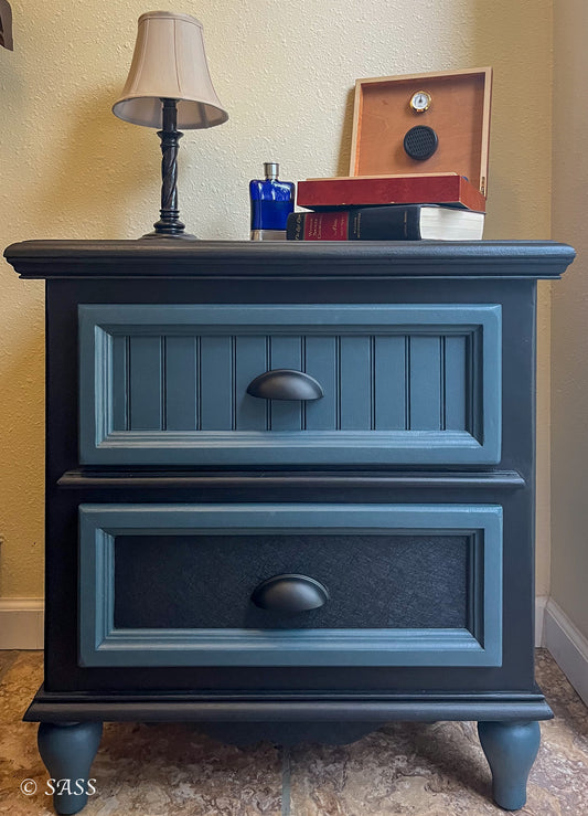 Bassett Nightstand in Tricorn Black - Le Monsieur