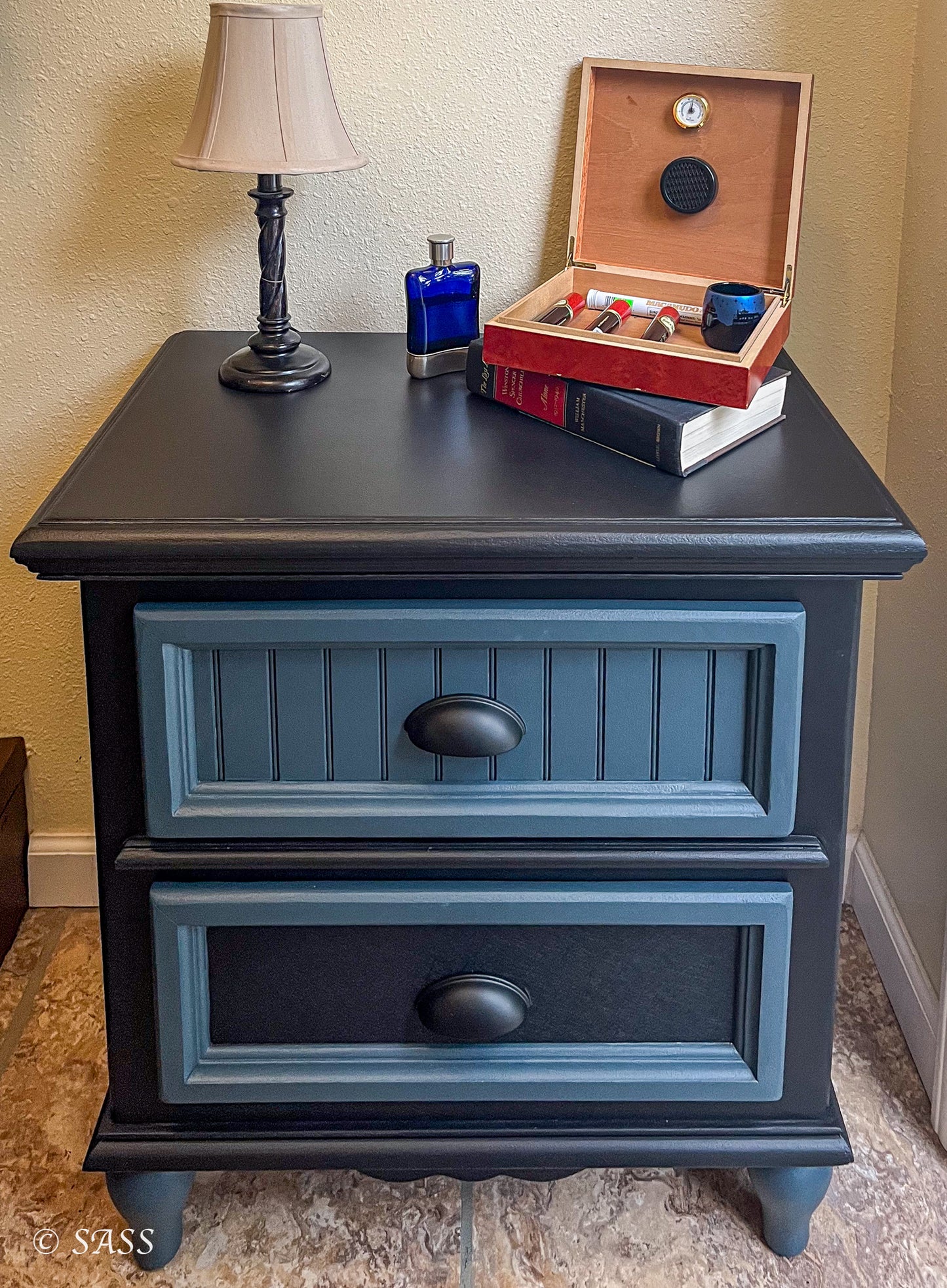 Bassett Nightstand in Tricorn Black - Le Monsieur