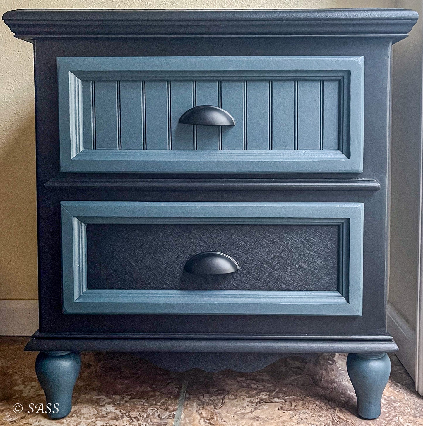 Bassett Nightstand in Tricorn Black - Le Monsieur