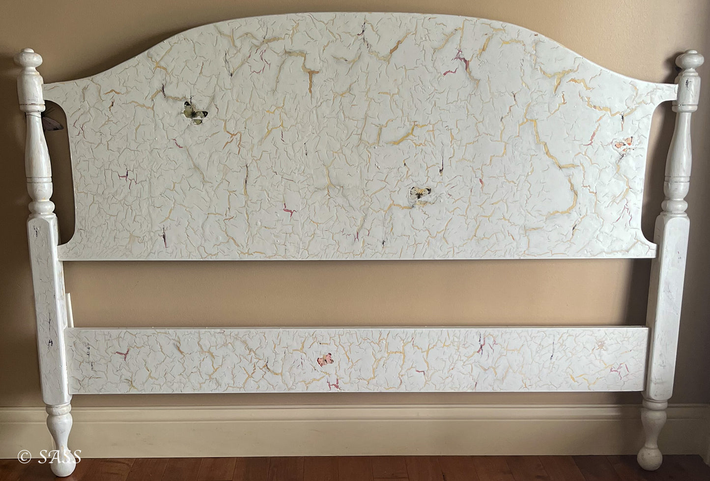 Full-Size Fairy Portal Bed Frame - Le Passage de Maia