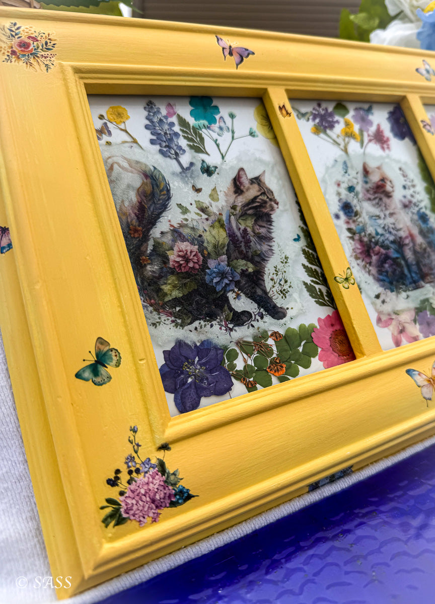 Floral Cat Frame Wall Art-Les Minttes Fleuries