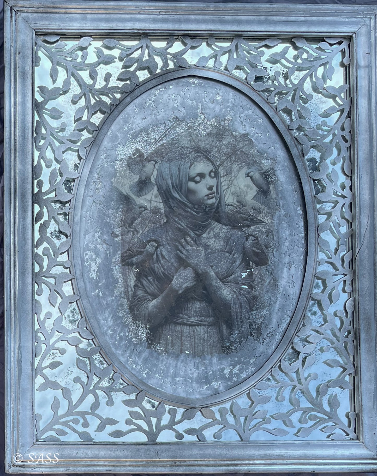 Gothic Mystical Mirror with Reverse Decoupage Art - Murmures de la Prophétesse