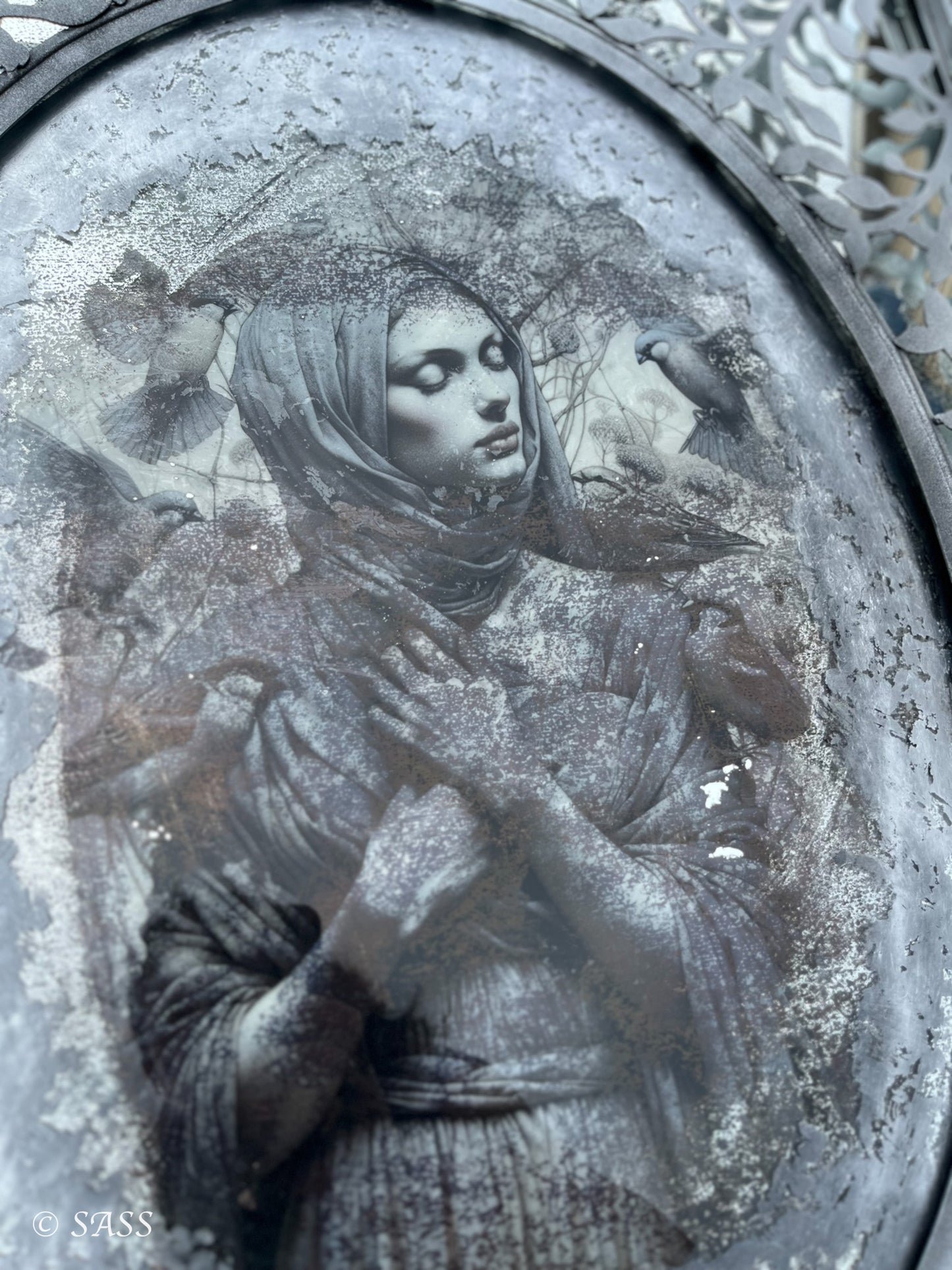 Gothic Mystical Mirror with Reverse Decoupage Art - Murmures de la Prophétesse