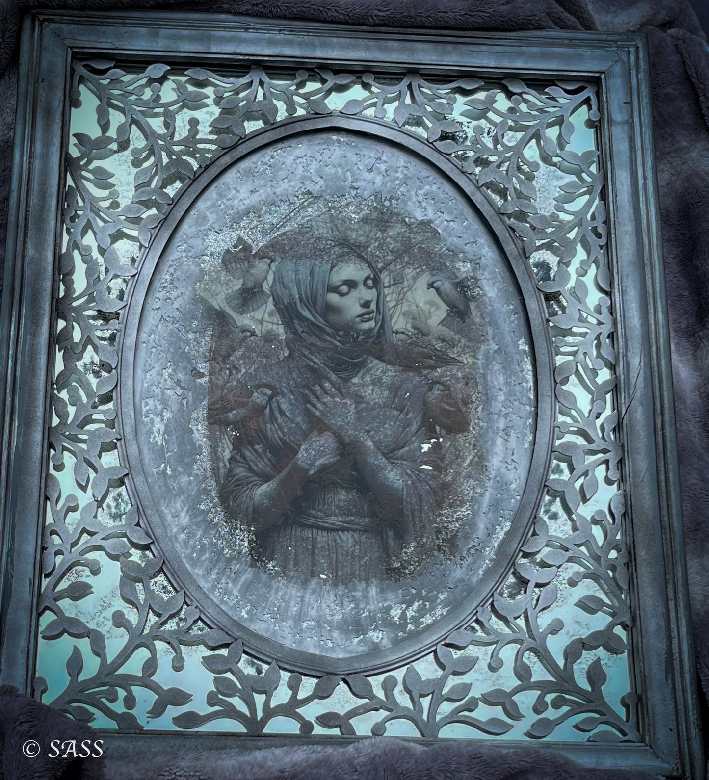 Gothic Mystical Mirror with Reverse Decoupage Art - Murmures de la Prophétesse